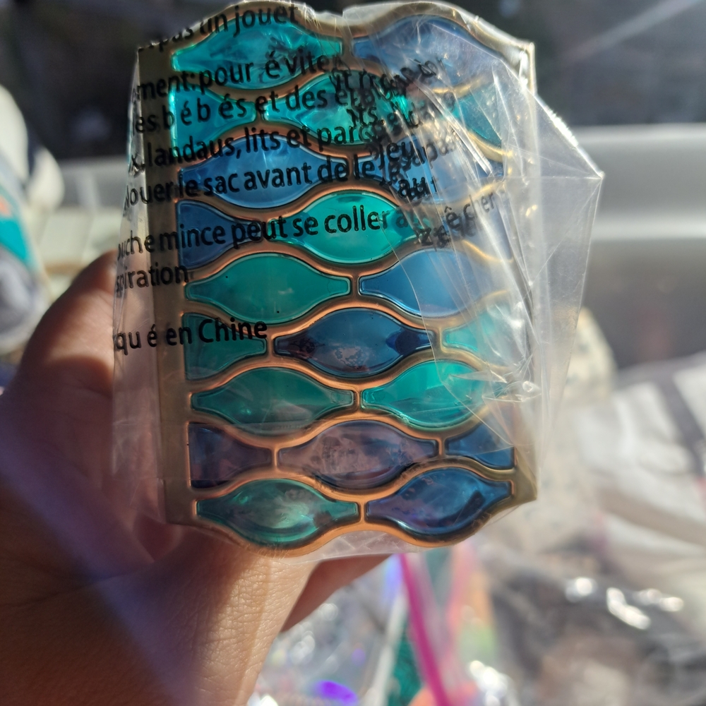 Yankee Candle Blue and Teal Enamel Plug In